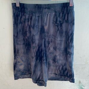 Under Armor Loose shorts size YLG